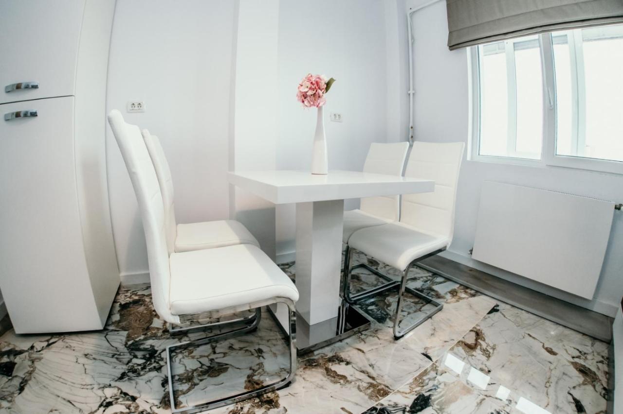 Apartament De Lux Ultramodern In Zona Centrala ティミショアラ エクステリア 写真